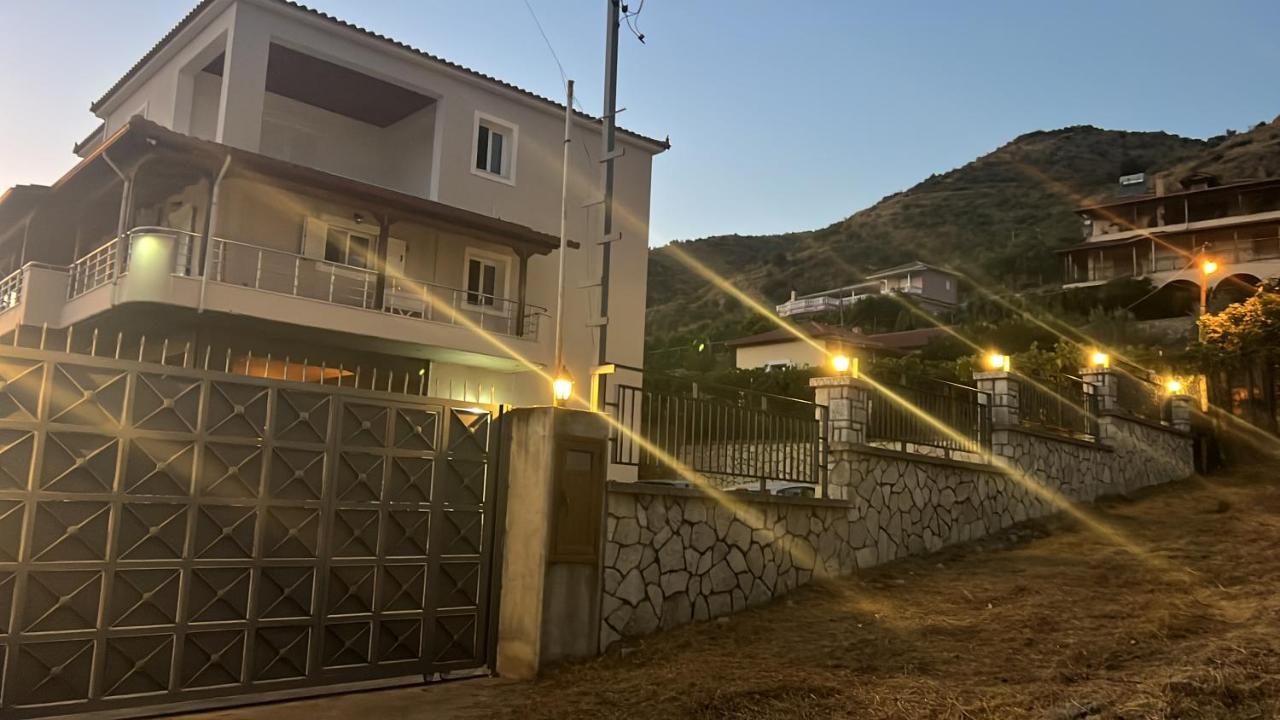 Appartement Vila Dako Finiq